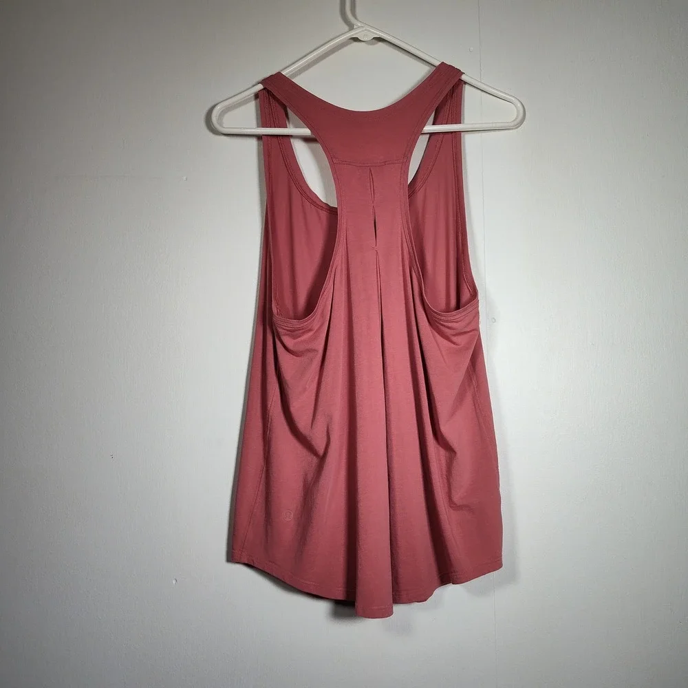 Lululemon Love Tank Top Pink Racerback Pleated Back Yoga Gym Womens Size 8